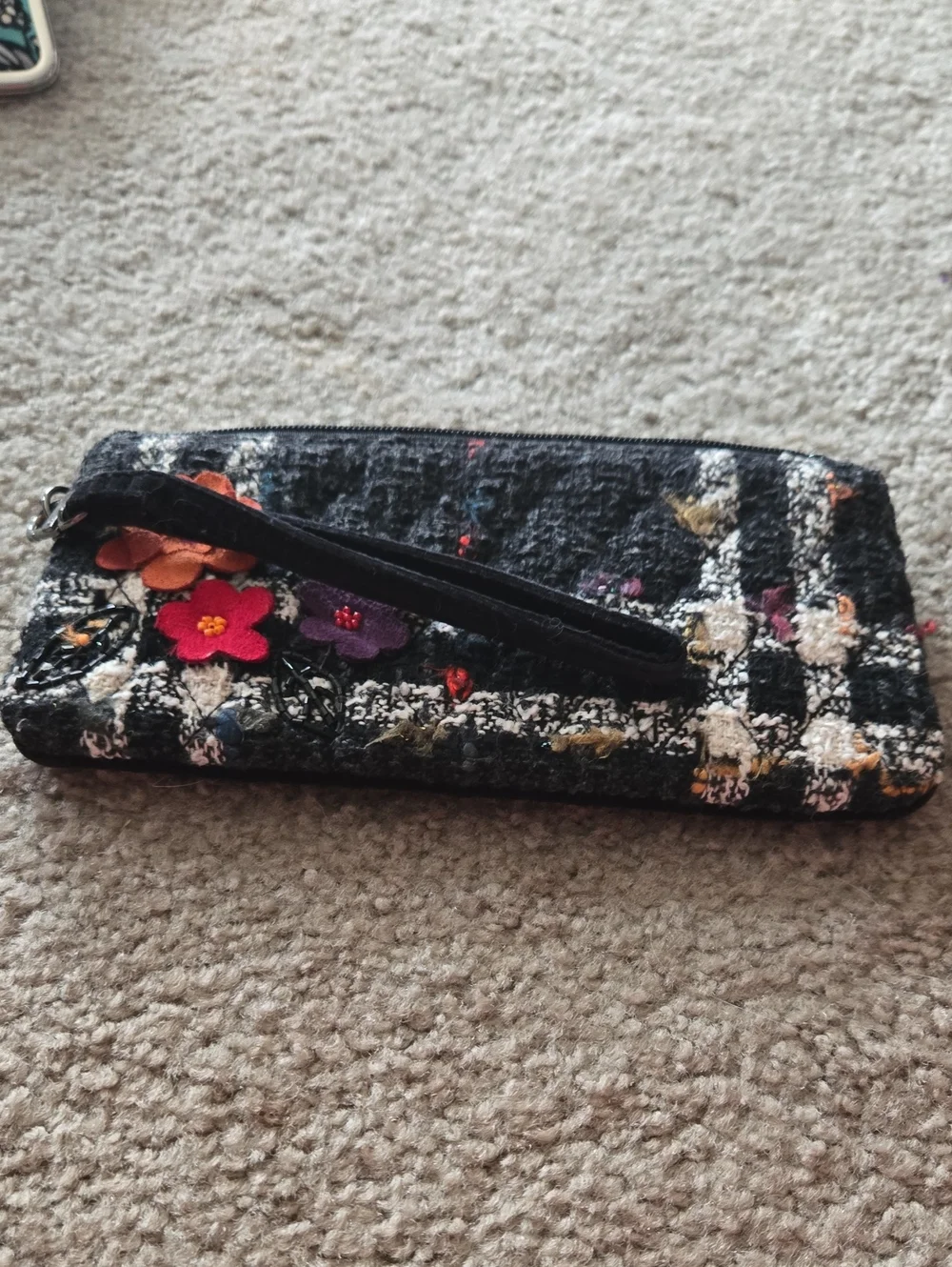 Vera Bradley Black Tweed Floral Wristlet Clutch with Multicolor Flowers